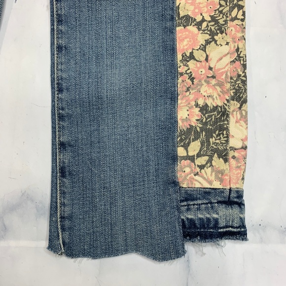 Current/Elliott Uneven Seamed Original Floral Jean - Picture 8 of 8